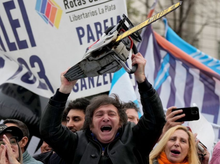 “Luan, parukë dhe luftëtar” – kush është Javier Milei, presidenti i zgjedhur i Argjentinës?
