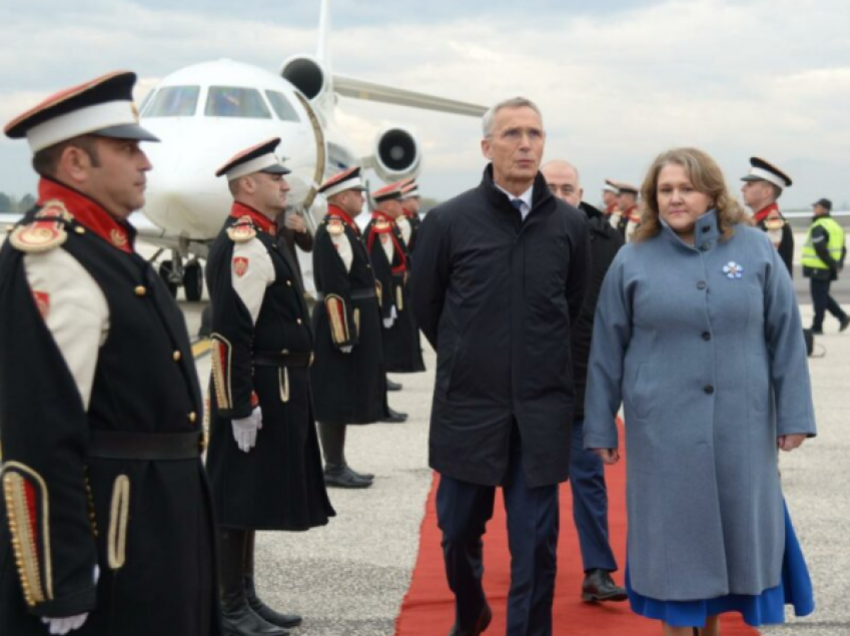 Stoltenberg arriti në Shkup, pritet nga ministrja Petrovska