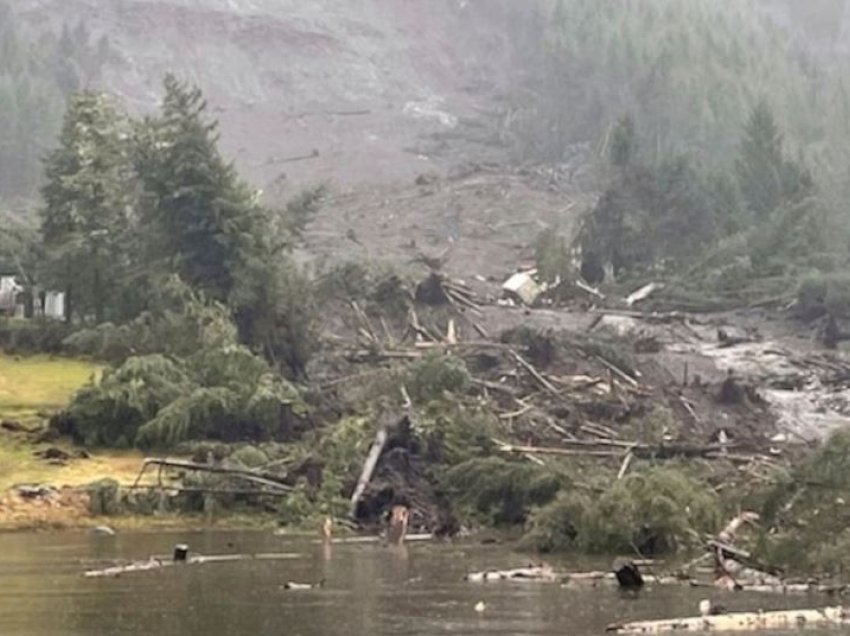 Tre të vdekur dhe tre të zhdukur pas rrëshqitjes së dheut në Alaskë
