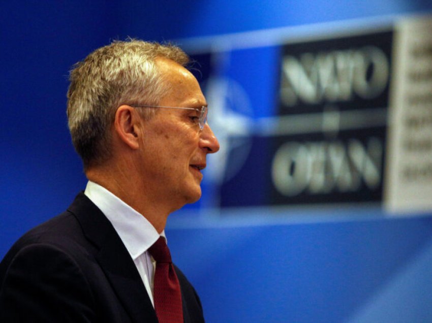 Stoltenberg: NATO kërkon zgjidhje, jo prani të përhershme në Kosovë