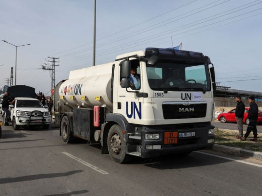 Kombet e Bashkuara: 61 kamionë me ndihma u dërguan dje në veri të Gazës