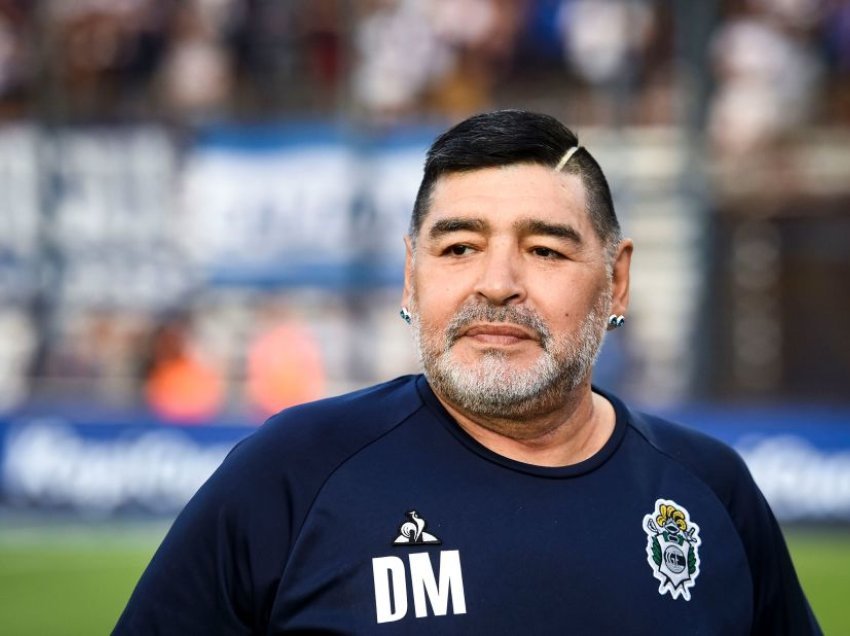 ​Legjenda e futbollit argjentinas Maradona përkujtohet në 3-vjetorin e vdekjes së tij