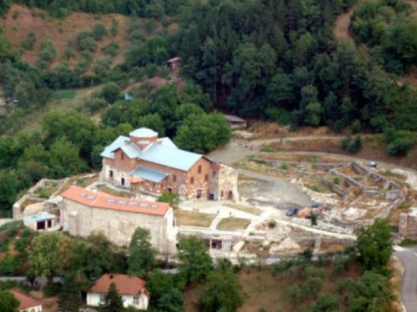 Kisha e refuzoi ofertën për restaurimin e Manastirit të Banjskës, Qeveria i drejtohet dhe me letër Teodosijes