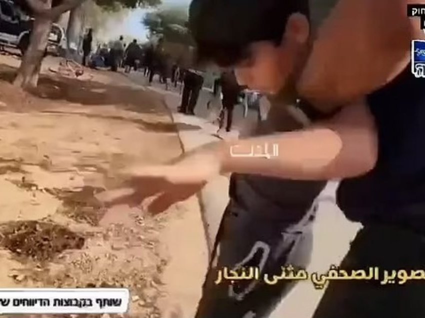 Momenti kur militantët e Hamasit nën kërcënimin e armës rrëmbejnë izraelitin 10-vjeçar