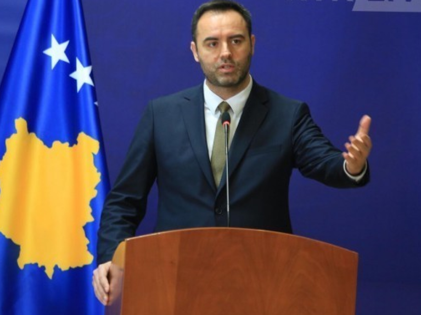 Konjufca: Vuçiq ka lidhje të forta me grupin terroristë në veri