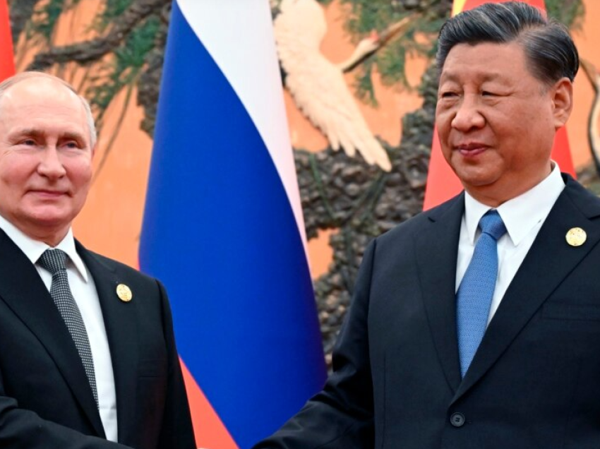 Pekin, thellohet partneriteti Xi-Putin mes rritjes së tensioneve në Lindjen e Mesme