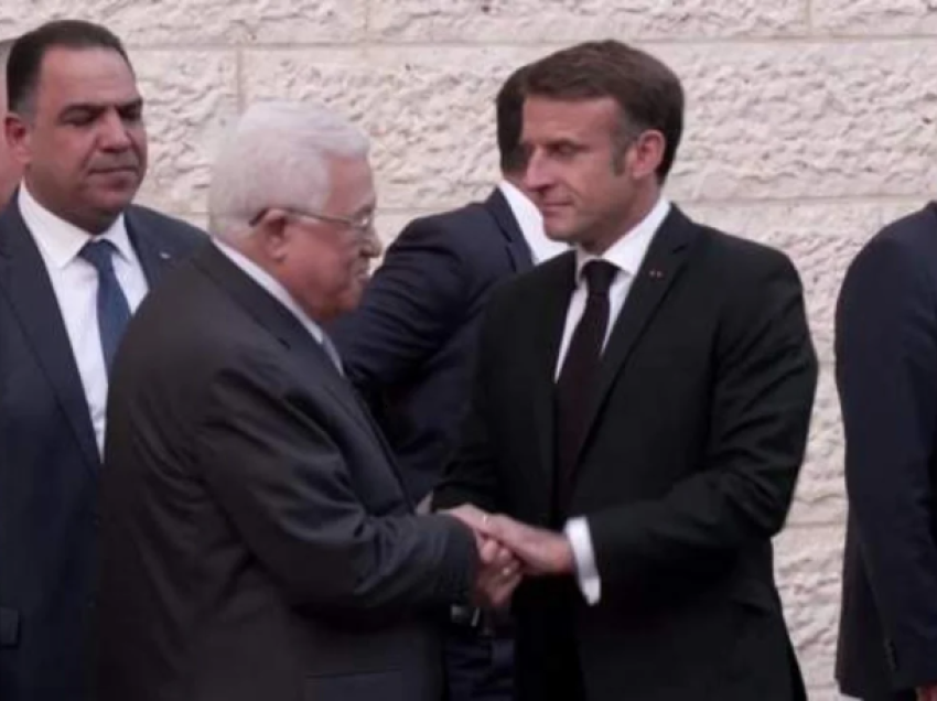 Vizita e Macron në Izrael, lideri francez takohet me Abbasin në Bregun Perëndimor