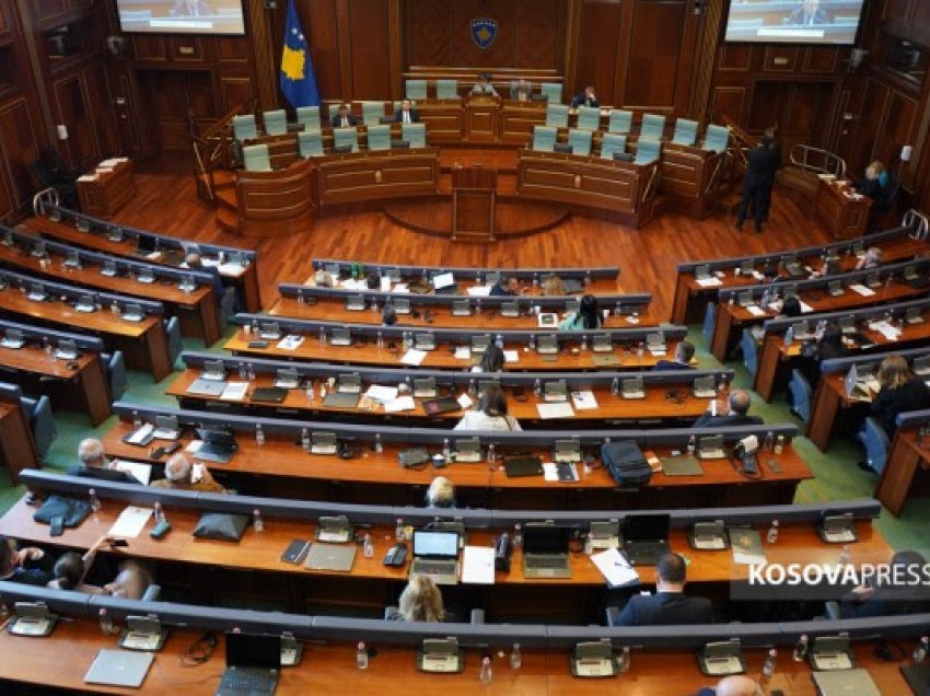 ​Kuvendi nesër mban debat parlamentar për ngritjen e koeficientit të pagave