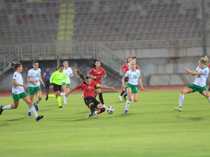 Shqipëria mundet nga Irlanda në ndeshjen e katërt të grupit