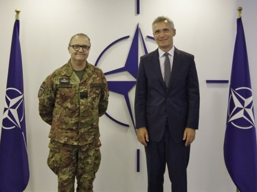 Komandanti i KFOR-it vizitë në Bruksel, flet për situatën në veri të Kosovës