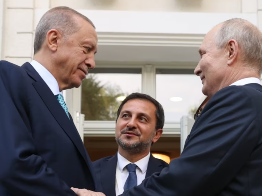 Erdogani dhe Putini thellojnë bashkëpunimin, Ankaraja në kurs përplasje me Perëndimin