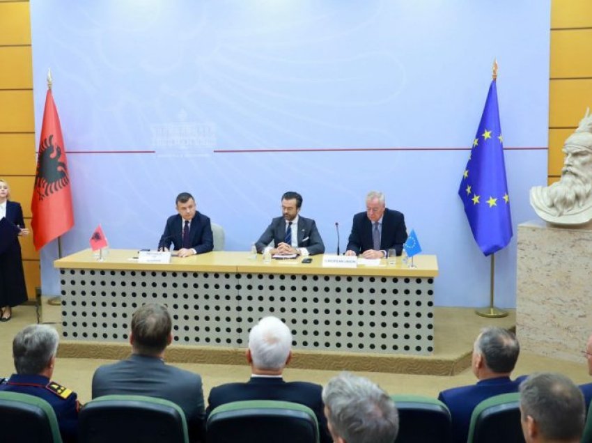 Nënshkruhet marrëveshja mes Shqipërisë dhe Bashkimit Europian për aktivitetet operacionale të FRONTEX, reagon ministri Balla 