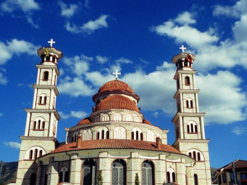 As institucionet fetare nuk shpëtojnë, 48-vjeçari vjedh paratë në një Kishë në Korçë