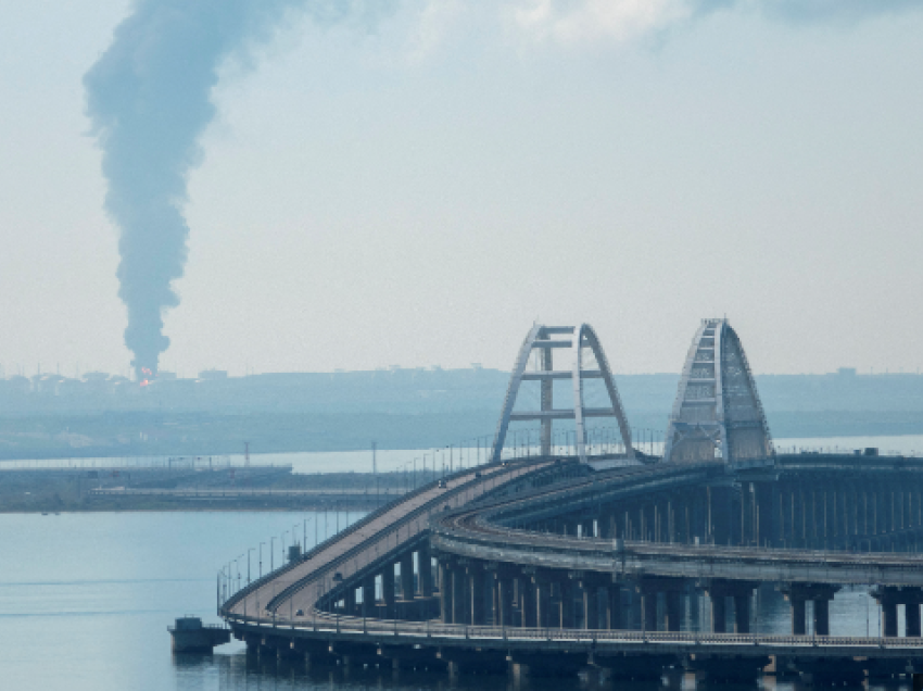 LIVE: Amerika vazhdon ta forcojë Ukrainën – Ngritet “alarmi”, mbyllet ura në Sevastopol me kontinentin rus!