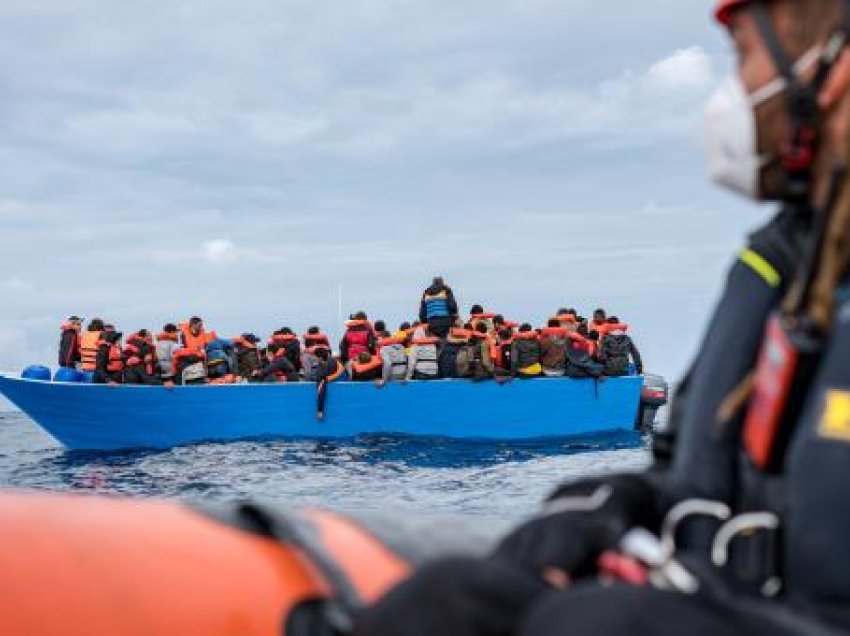 OKB: 186,000 emigrantë dhe refugjatë kanë mbërritur në Evropë deri më tani këtë vit
