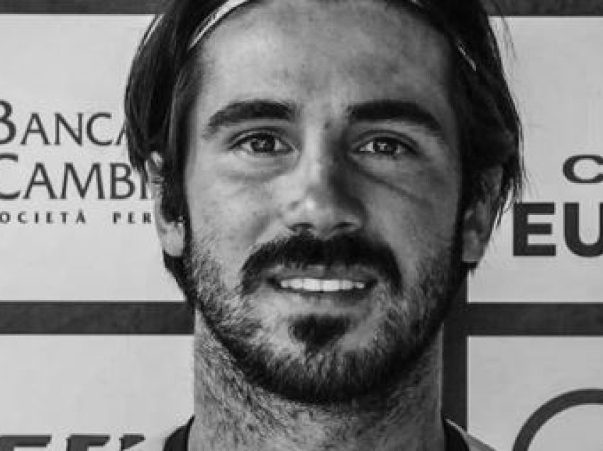 Futbollisti italian vdes pas problemeve në fushë