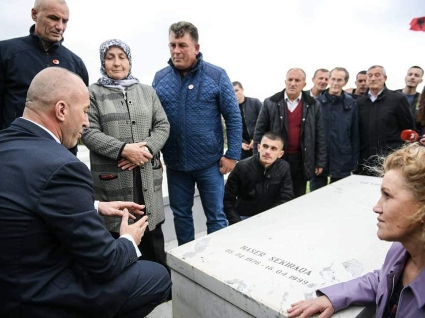 Haradinaj kujton të rënët e masakrës së Makocit dhe betejën e Marecit