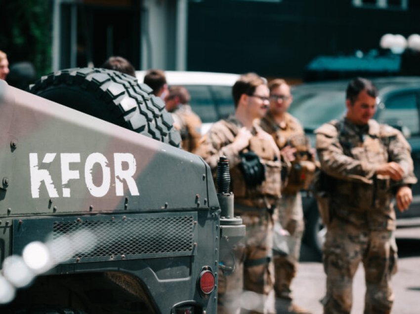 Si e mbron KFOR-Kosovën: Ushtarët gati për çdo situatë