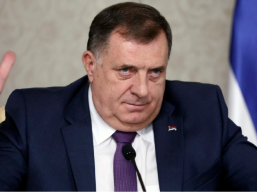 Dodik ‘trondit’ me deklaratën nga Rusia: Nuk duam ta ndajmë ajrin me boshnjakët