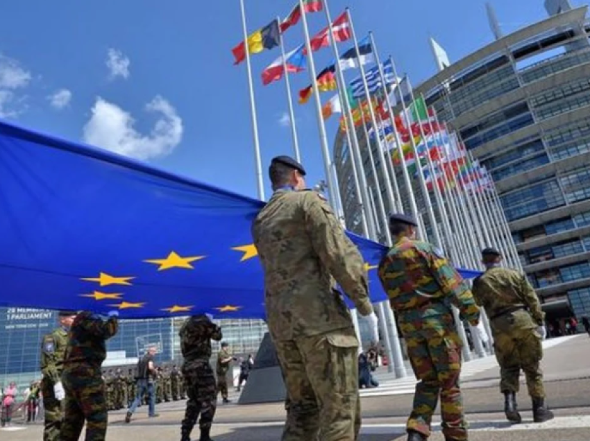 “Ushtri e përbashkët me 5 mijë trupa”, konferenca e kryeparlamentarëve të vendeve të BE miraton krijimin e forcës për t’ju përgjigjur krizave