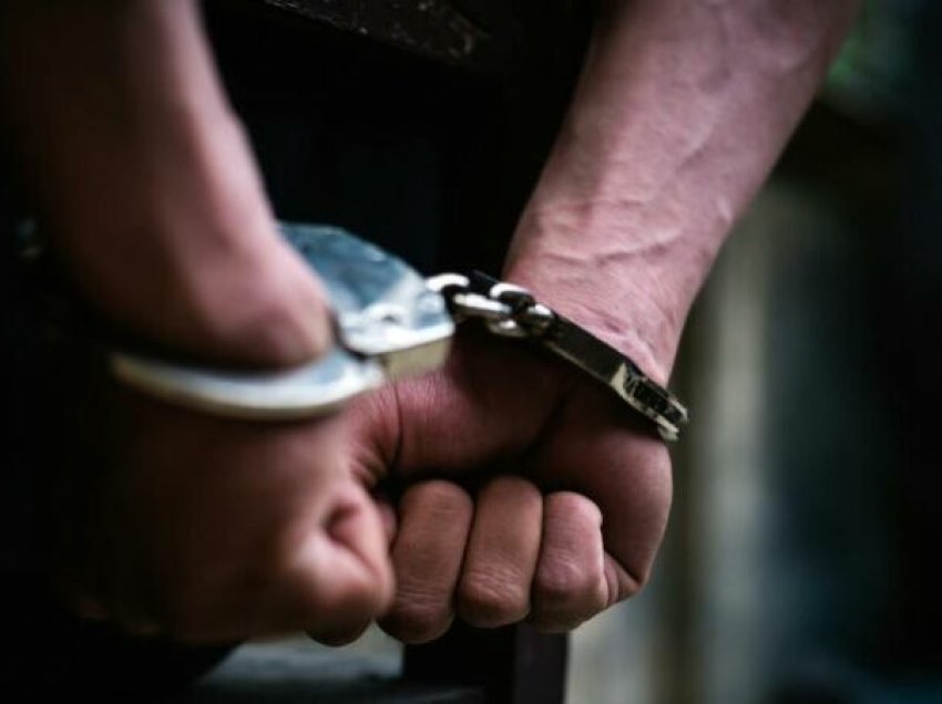 Në kërkim për prodhim e shitje narkotikësh, arrestohet 35-vjeçari në Shkodër