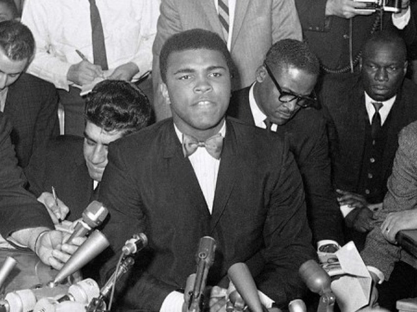 ​Dita kur Muhammad Ali refuzoi të kryente shërbimin në ushtrinë amerikane