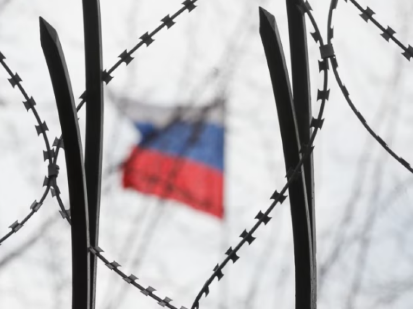 Rusia e kërcënon Perëndimin se do të përgjigjet “ashpër”, nëse i konfiskohen asetet