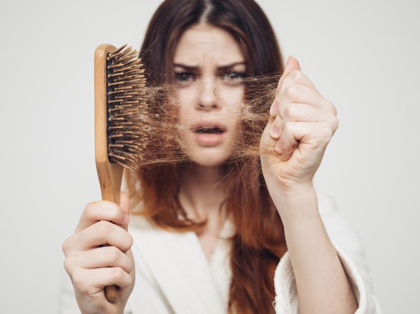 Disa këshilla për të luftuar rënien e flokëve