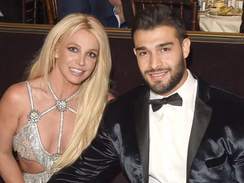 Britney Spears dhe Sam Asghari drejt finalizimit të divorcit të tyre