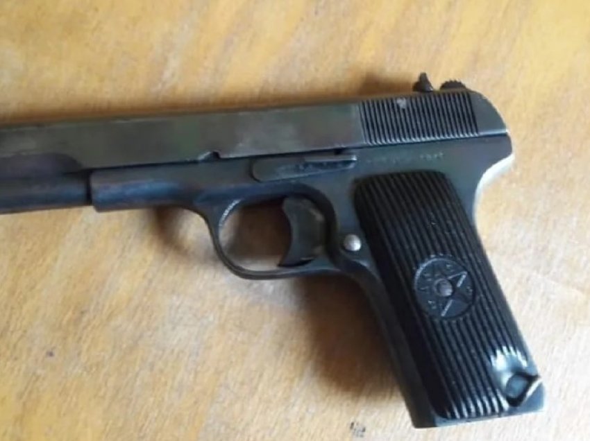 Gjendet një pistoletë e groposur në Elbasan