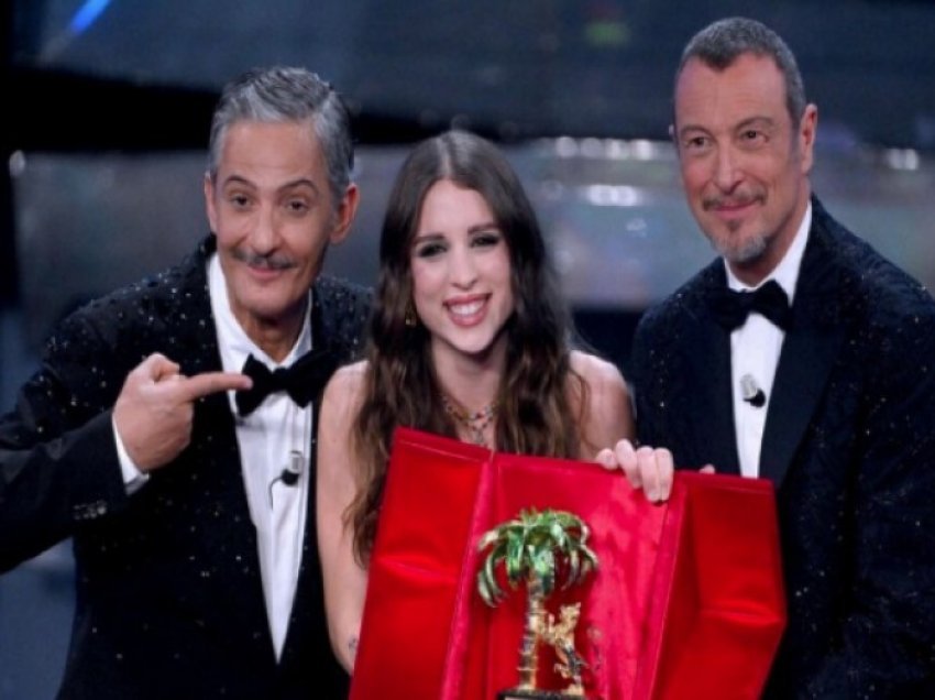 Angelina Mango fiton `Sanremo 2024`