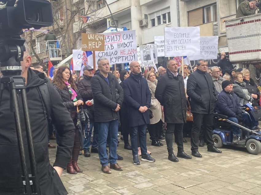 Protesta e serbëve në veri/ Ramadani: A u inkurajua Lista Serbe me buxhet të Kosovës?