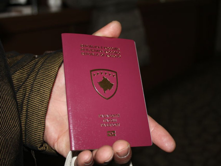 Sa po presin qytetarët për t’u pajisur me pasaportë të Kosovës? Flasin nga MPB-ja