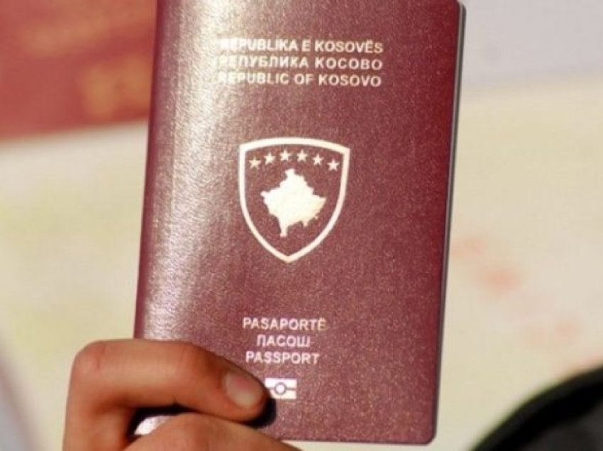 57 mijë qytetarë të Kosovës hoqën dorë nga shtetësia për 16 vjet