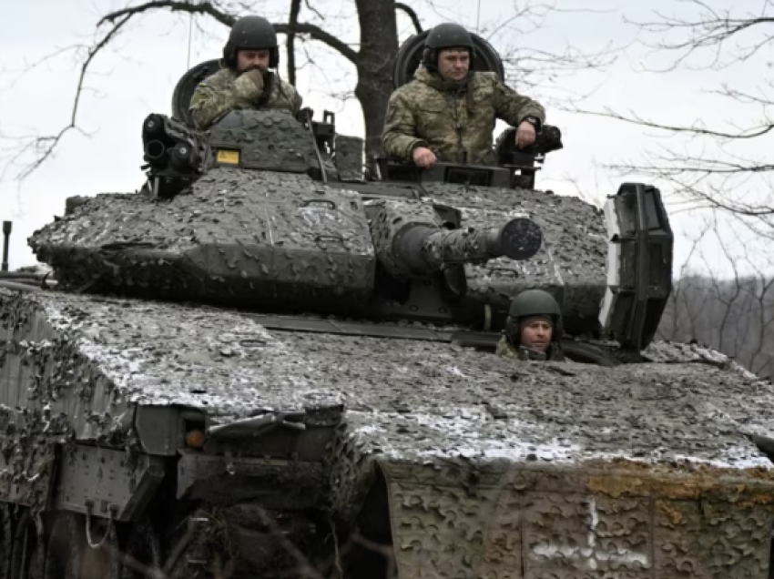 Suedia i dhuron Ukrainës ndihmë ushtarake në vlerë 680 milionë dollarë