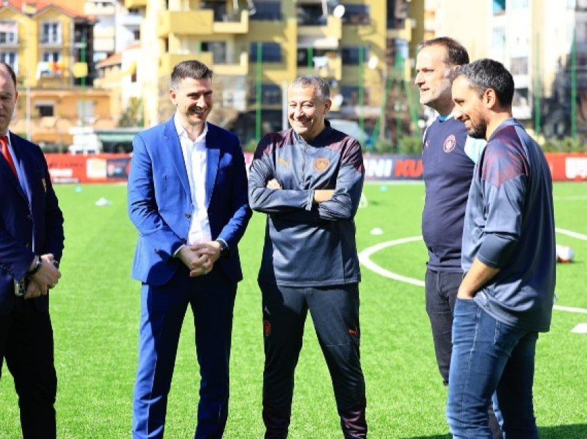 Manchester City zbarkon në Shqipëri, Shulku: FSHF e hapur për bashkëpunime 