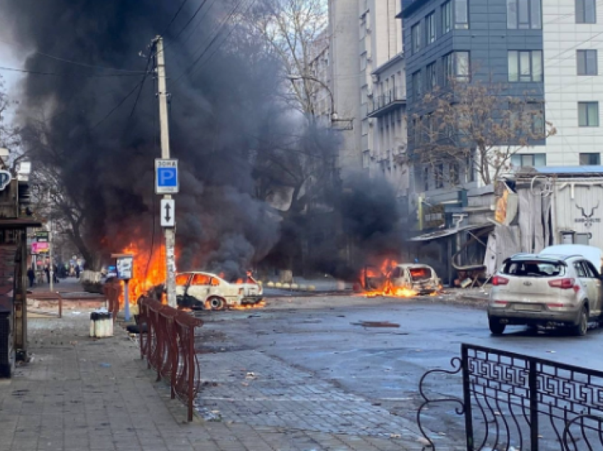 Dy burra u vranë pasi predha goditën qytetin ukrainas