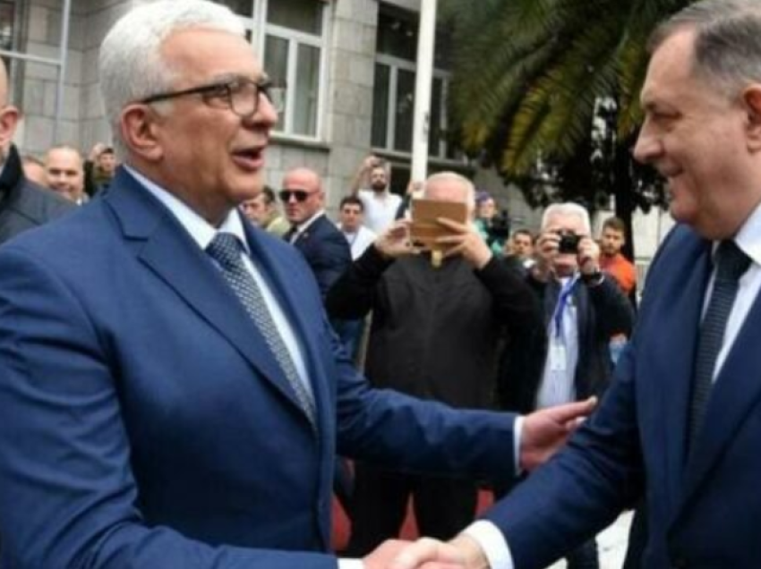 Opozita malazeze kërkon shkarkimin e Mandiqit për takimin me Dodikun: Vuçiq qëndron pas gjithçkaje
