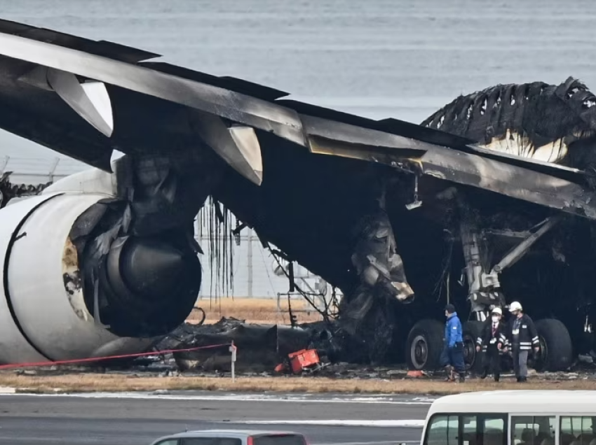 Autoritetet fillojnë hetimin e përplasjes së avionëve në Tokio