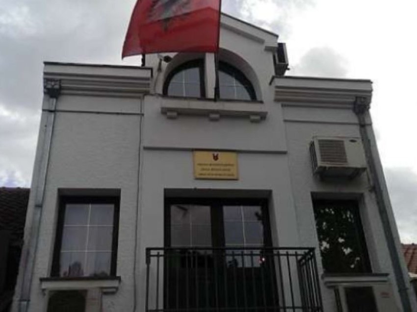 Dhunimi i të rinjve shqiptarë, ambasada shqiptare në Malin e Zi: I kemi në mbrojtje