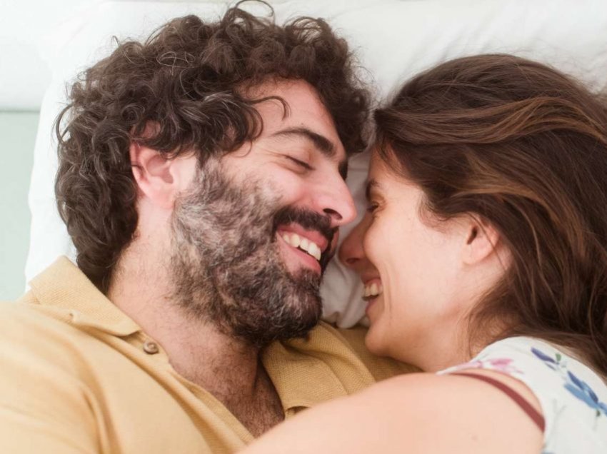 Femrat janë më të prira të përjetojnë orgazëm, nëse meshkujt e kanë këtë tipar fizik!