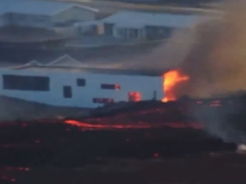 ​Shpërthen vullkani në Islandë, qyteti i peshkimit detyrohet të evakuohet përsëri