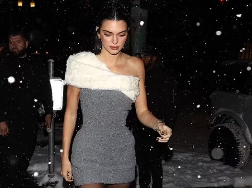 Kendall nuk e ndjen të ftohtit, shfaqet me veshje joshëse në mes të dimrit