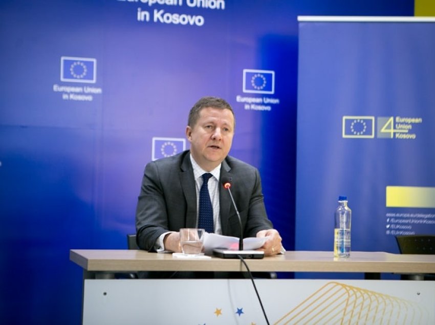 Ambasadori i BE-së: Jemi të gatshëm t’i heqim masat ndaj Kosovës, por me këtë kusht