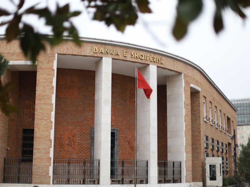 Banka e Shqipërisë: Besimi në ekonomi pësoi rënie për të dytin muaj radhazi në shkurt