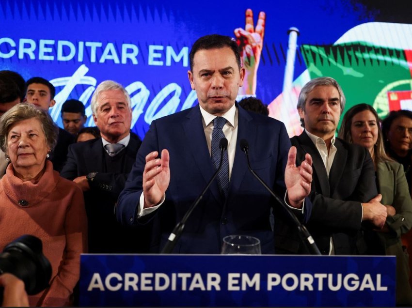 Qendra e djathtë e Portugalisë përgatitet të udhëheq, e djathta ekstreme paralajmëron paqëndrueshmëri