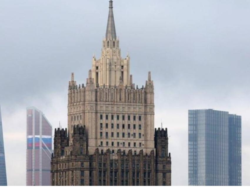 Rusia vendos ndalimin e hyrjes për kryeministrat e Letonisë dhe Estonisë