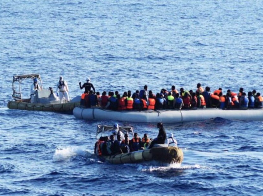 Tragjedi në brigjet e Turqisë, fundoset anija me emigrantë, raportohet për 8 të vdekur