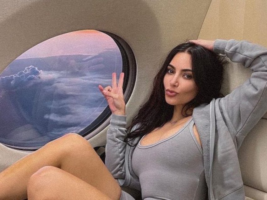 Kim Kardashian “në kritika të mëdha” – udhëtoi pesë herë brenda një dite me aeroplanin e saj privat