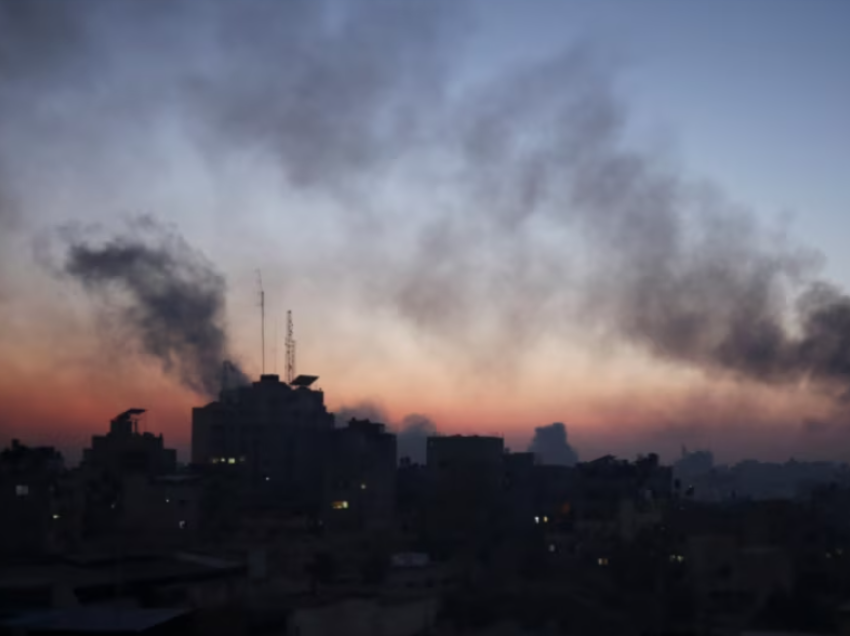 Gjysmëhëna e Kuqe: Ushtria izraelite ka rrethuar dy spitale në Gazë